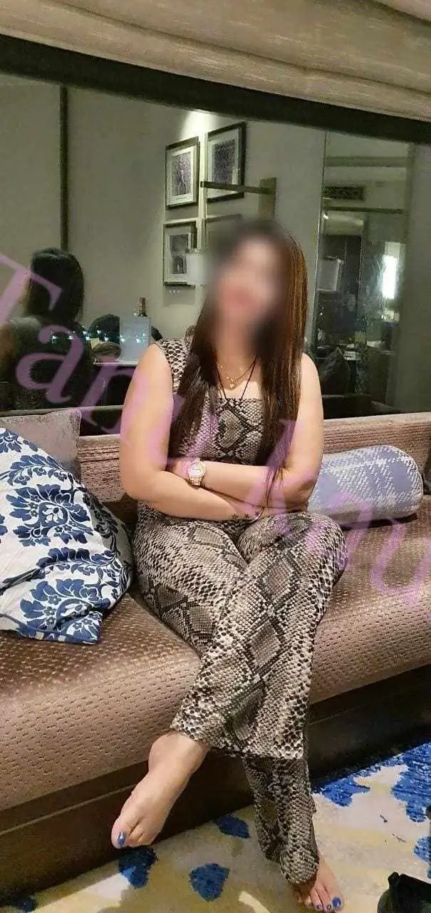 call girls in Imphal
